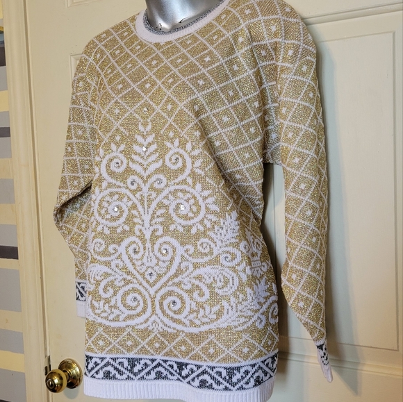 Marauda Vintage Glam 80's gold Metallic Christmas Sweater - Picture 3 of 10